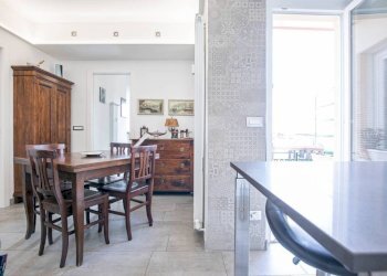 Terrazzo - Quadrilocale via Gian Battista Monti, 20, Genova (zona Sampierdarena) - foto 6