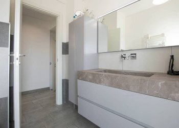 Bagno - Quadrilocale via Gian Battista Monti, 20, Genova (zona Sampierdarena) - foto 15