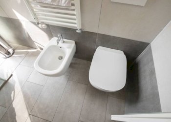 Bagno - Quadrilocale via Gian Battista Monti, 20, Genova (zona Sampierdarena) - foto 16