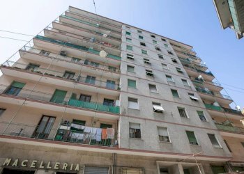 Facciata - Quadrilocale via Gian Battista Monti, 20, Genova (zona Sampierdarena) - foto 41