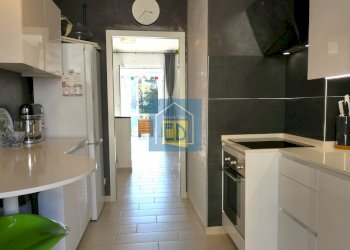 Foto 17 - Apartment Via Bonifacio del Vasto
 
15, Savona - photo 17