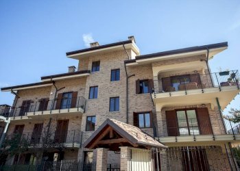 Facciata - Trilocale via Ettore Fico, 9, Castiglione Torinese - foto 2