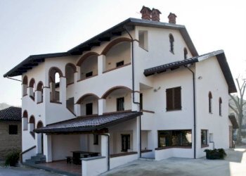 Facciata - Two-room apartment via Mario Caudana, 118/9, Castiglione Torinese - photo 20