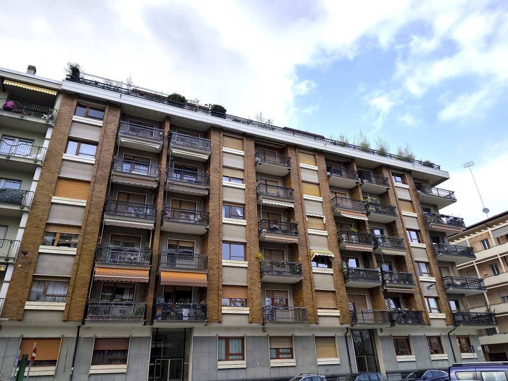 Facciata - Appartamento via Ettore Rosa, Cuneo (zona Donatello) - foto 1