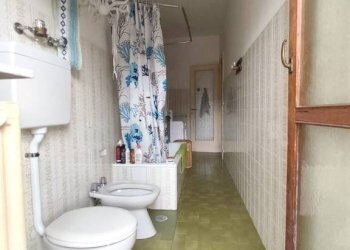 Bagno - Appartamento via Ettore Rosa, Cuneo (zona Donatello) - foto 8