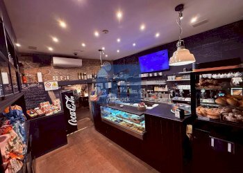 Foto 21 - Cafeteria - Cold Bar Via Della Stazione Vecchia
 
13, Roma - photo 21