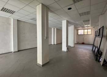 Interno non residenziale - Shop piazza di San Pancrazio, Roma - photo 10