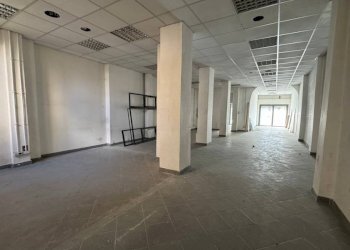 Interno non residenziale - Shop piazza di San Pancrazio, Roma - photo 19