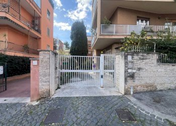 Ingresso - Bilocale via Lucilio, Roma - foto 1