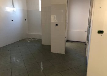 Foto 17 - Locale Commerciale via nazionale
 
197, Tortoreto - foto 17