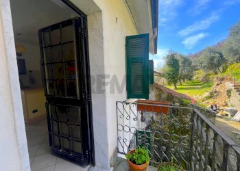 Balcone - Casa indipendente Loc. Provvedasco
 
snc, Calice al Cornoviglio - foto 3