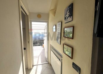 Hall / corridoio - Casa indipendente Loc. Provvedasco
 
snc, Calice al Cornoviglio - foto 8