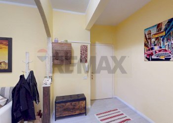 Hall / corridoio - Quadrilocale Recco - foto 3