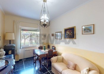 Sala da pranzo - Appartamento Via N. Fabrizi, Genova - foto 9