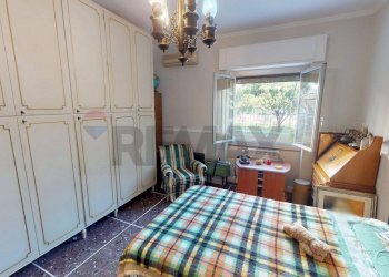 Camera / camera da letto - Appartamento Via N. Fabrizi, Genova - foto 13