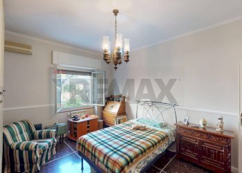 Camera / camera da letto - Appartamento Via N. Fabrizi, Genova - foto 14