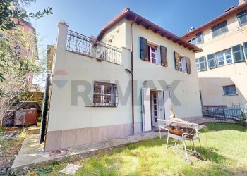 Casa all\'aperto - Casa indipendente Via Pozzoni
 
17 H, Genova - foto 1