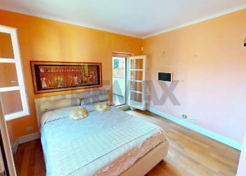 Camera / camera da letto - Casa indipendente Via Pozzoni
 
17 H, Genova - foto 22