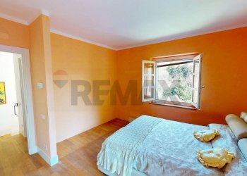 Camera / camera da letto - Casa indipendente Via Pozzoni
 
17 H, Genova - foto 24