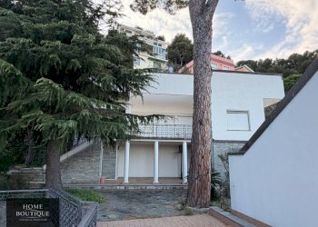 Foto 1 - Villa VIA NOVARA
 
6, Laigueglia - foto 1