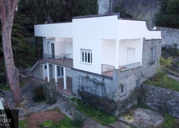 Foto 2 - Villa VIA NOVARA
 
6, Laigueglia - foto 2