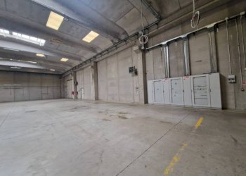 Interno non residenziale - Capannone via Ticino, Nerviano - foto 7