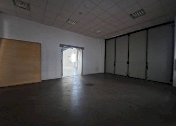 Interno non residenziale - Capannone via Ticino, Nerviano - foto 11