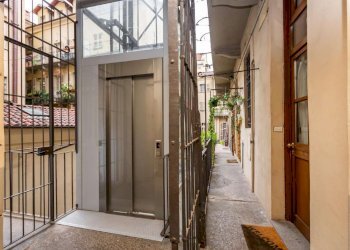 Ascensore - Two-room apartment via SAN FRANCESCO D'ASSISI, 2, Torino (neighborhood Centro) - photo 19