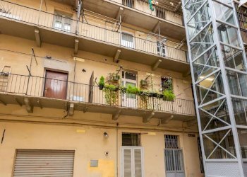 Interno cortile - Two-room apartment via SAN FRANCESCO D'ASSISI, 2, Torino (neighborhood Centro) - photo 20