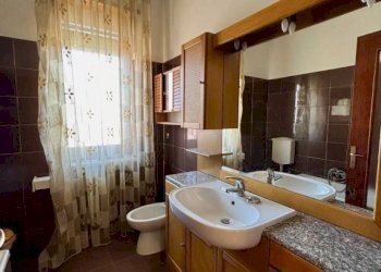 Bagno - Trilocale via Luigi Tegas, 42, Luserna San Giovanni - foto 15