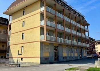 Facciata - Trilocale via Luigi Tegas, 42, Luserna San Giovanni - foto 40