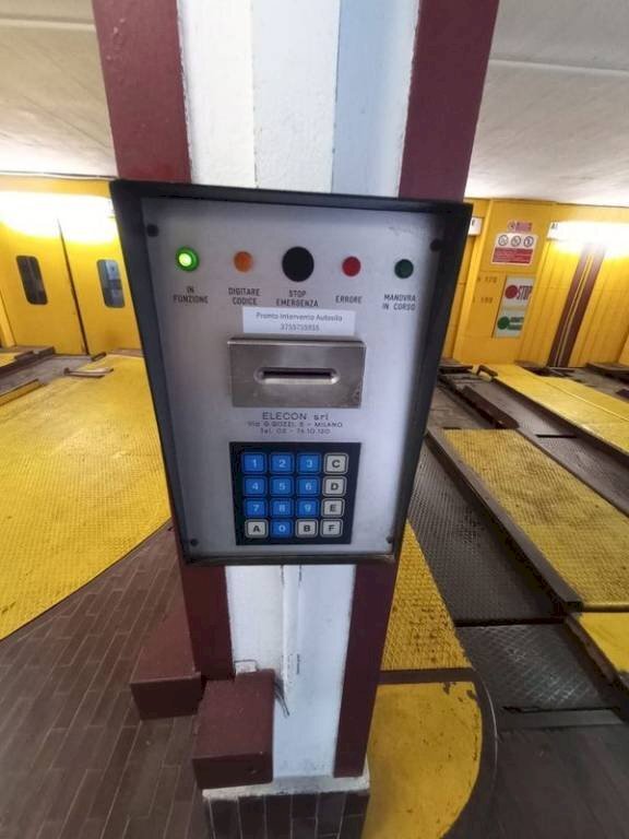 Ascensori - Box via Santa Cecilia, 3, Milano - foto 2