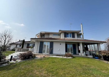 Facciata - Villa via Cimitero Carmine, 1/A, Magliano Alpi - foto 4