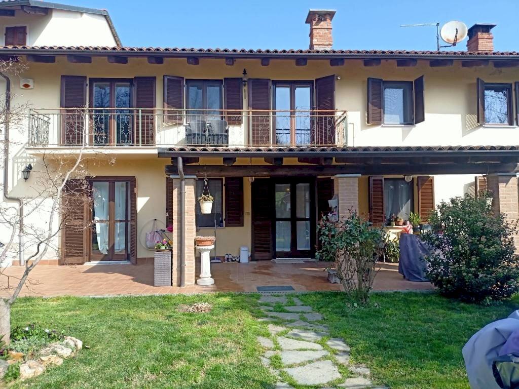 Facciata - Villa Frazione Bricco Visconti Sud, 14, Valfenera - photo 2