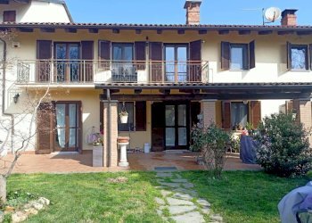 Facciata - Villa Frazione Bricco Visconti Sud, 14, Valfenera - foto 2