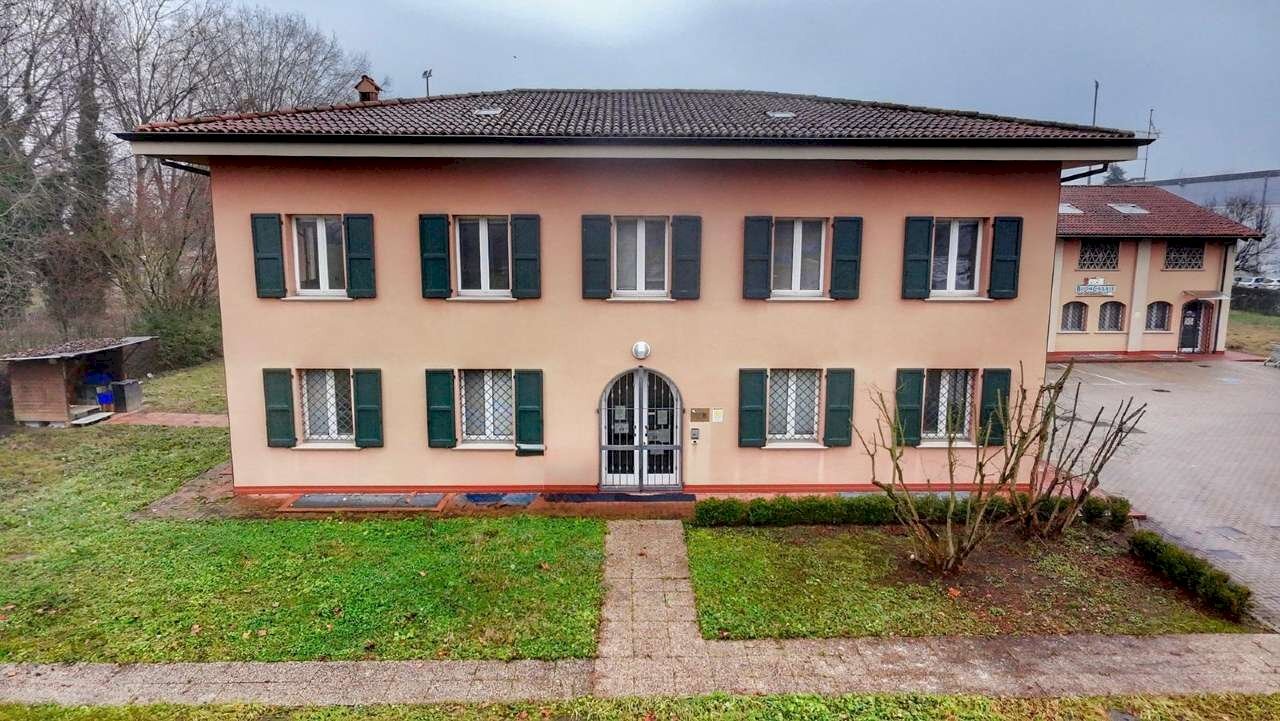 whatsapp image 2026-01-19 at 00.46.30 (3) - Office via Cadriano, Bologna (neighborhood San Donato) - photo 1