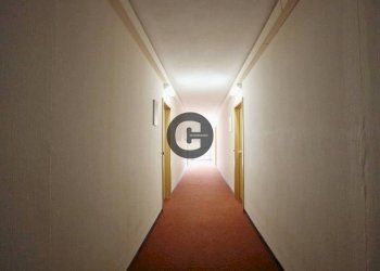 Interno palazzo - Three-room apartment via Mulini, 4, Pragelato - photo 7