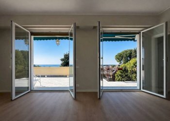 Terrazzo - Attico viale Quartara, 39b, Genova (zona Quarto) - foto 1