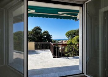 Terrazzo - Attico viale Quartara, 39b, Genova (zona Quarto) - foto 2