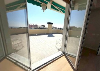 Salone - Attico viale Quartara, 39b, Genova (zona Quarto) - foto 13