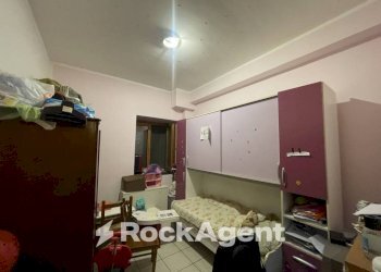 Camera da letto - Three-room apartment corso Vittorio Emanuele II, 233, Nocera Inferiore - photo 8
