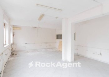 Interno non residenziale - Appartamento via Generale Francesco Pignatelli, 11, Napoli - foto 9