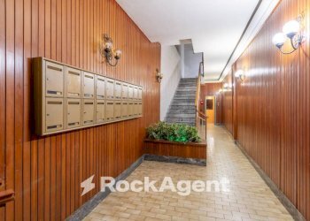 Interno palazzo - Appartamento via Generale Francesco Pignatelli, 11, Napoli - foto 33