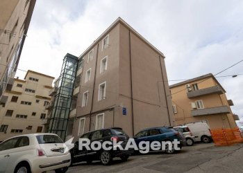 Facciata - Appartamento via Francesco Crispi, Catanzaro - foto 1