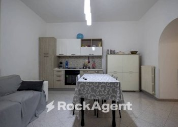 Cucina - Appartamento via Francesco Crispi, Catanzaro - foto 6