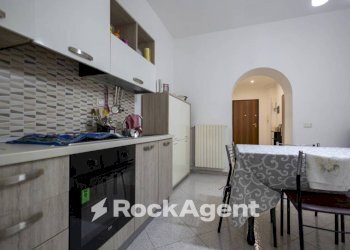 Cucina - Appartamento via Francesco Crispi, Catanzaro - foto 7
