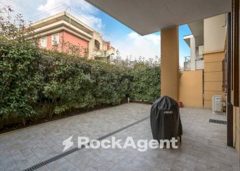 Cortile interno - Three-room apartment via Sandro Pertini, 22, Treviolo - photo 11