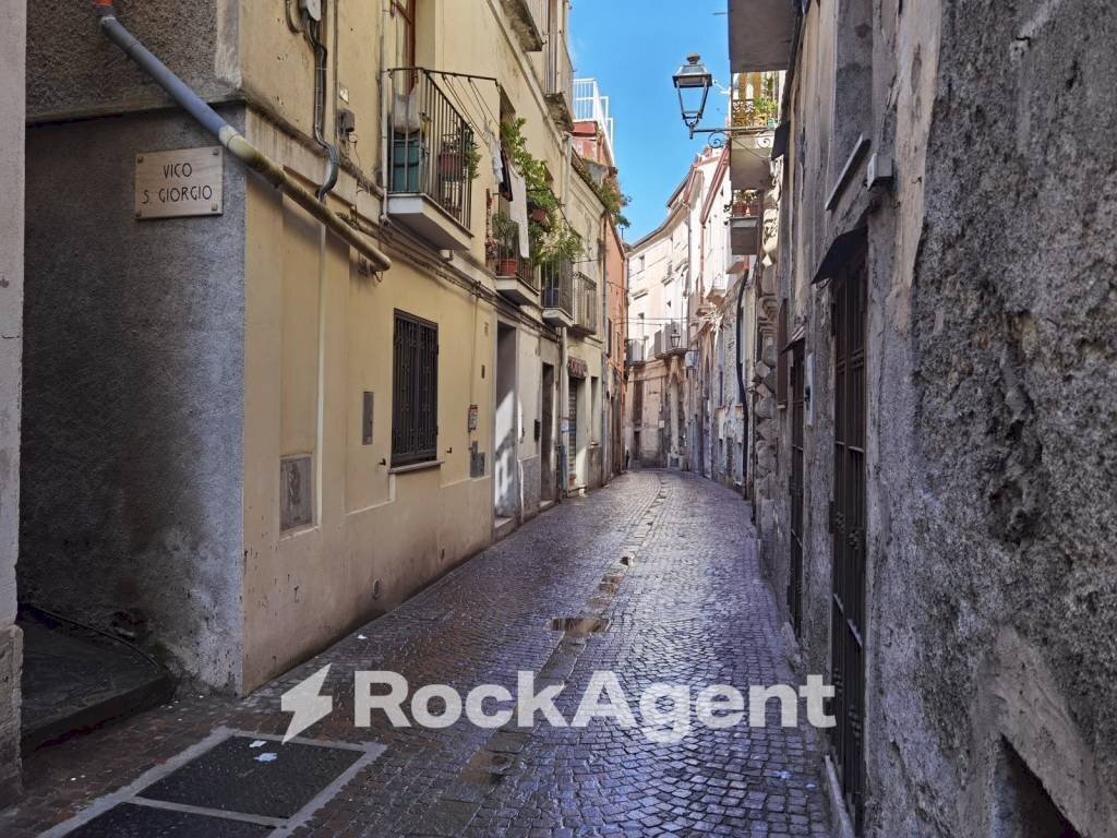 Zona - Monolocale via Giuseppe Poerio, Catanzaro - foto 2