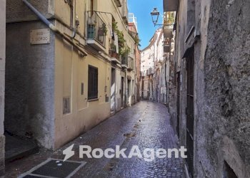 Zona - Monolocale via Giuseppe Poerio, Catanzaro - foto 2