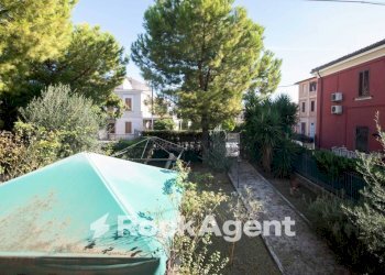 Piscina - Villa viale I Maggio, 75, Fano - photo 26